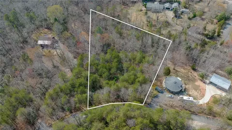 104 Aartun Aly, Pickens, SC 29671