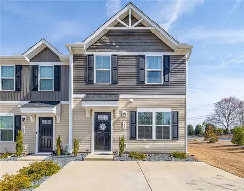 185 Nicklaus Dr, Anderson, SC 29621