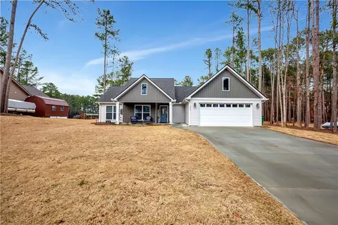 235 Shenandoah Rd, Townville, SC 29689