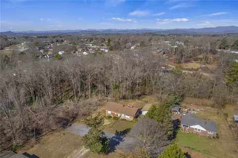 622 Johnson St, Pickens, SC 29671 photo 33