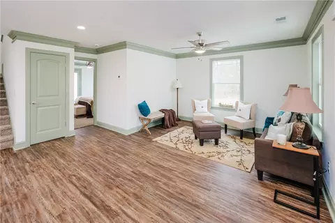 2 W 2nd St, Williamston, SC 29697 photo 2