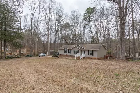 272 Lakeside Trl, Martin, GA 30557