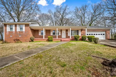 209 Shaw St, Clemson, SC 29631 photo 4