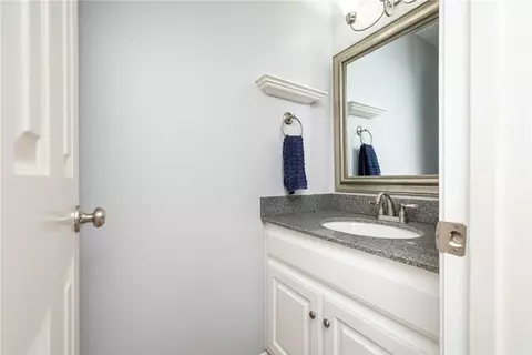 111 Highbourne Ct, Easley, SC 29642 photo 10