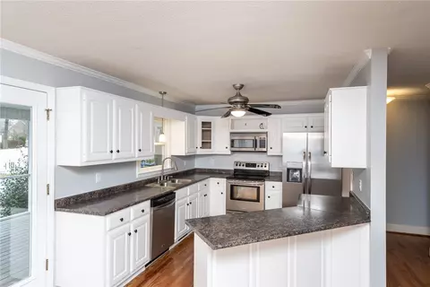 111 Highbourne Ct, Easley, SC 29642 photo 7