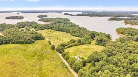 07 Island Point Rd, Starr, SC 29684 photo 7