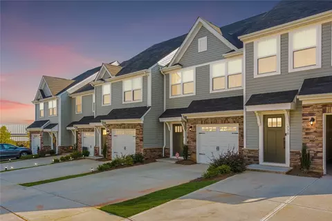 532 Huntingdale Pl, Simpsonville, SC 29681