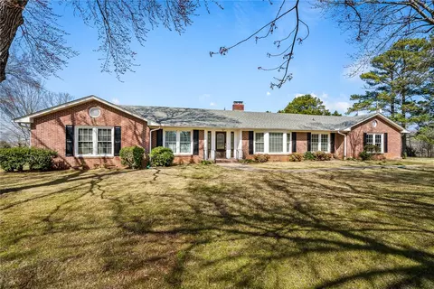 208 Ashley Rd, Anderson, SC 29621