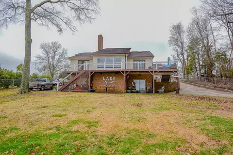 310 Port Royal Dr, Ninety Six, SC 29666