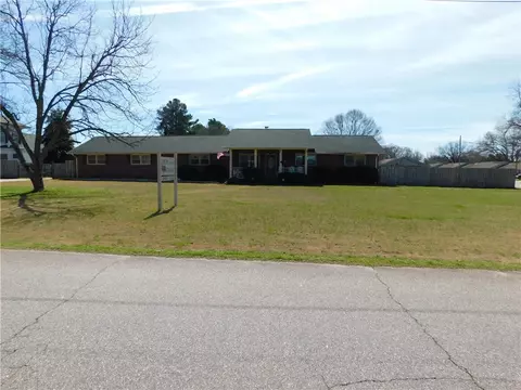 170 Fairway Grn, Anderson, SC 29621