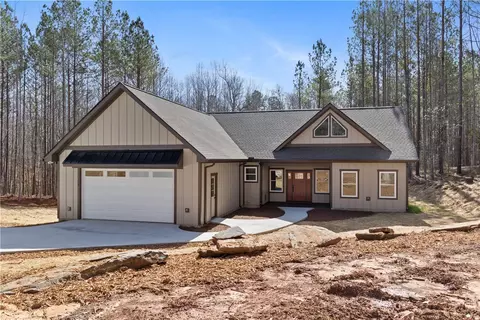 108 Earlestead Dr, Walhalla, SC 29691