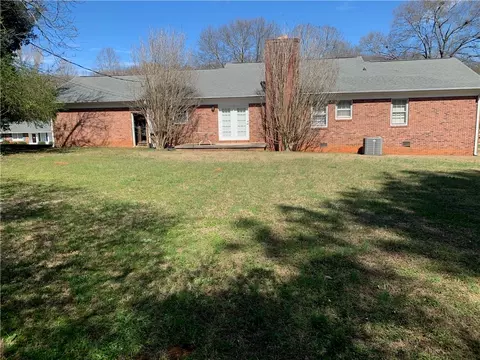 701 Pinewood Dr, Pendleton, SC 29670 photo 4