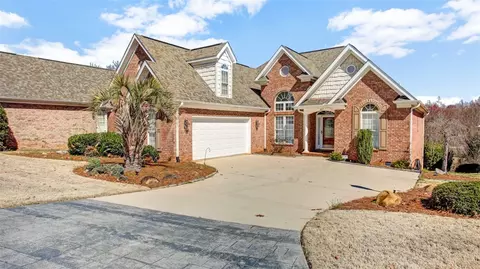 107 Courtyard Dr, Anderson, SC 29621