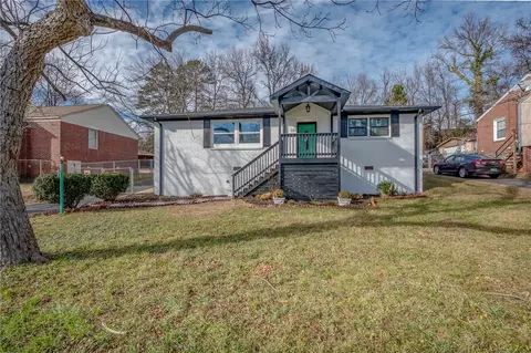111 Coleman Ct, Greenville, SC 29609