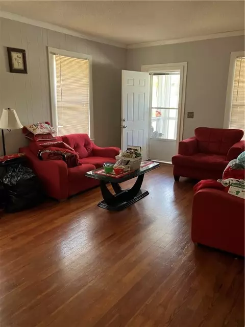 208 S 2nd St, Easley, SC 29640 photo 3