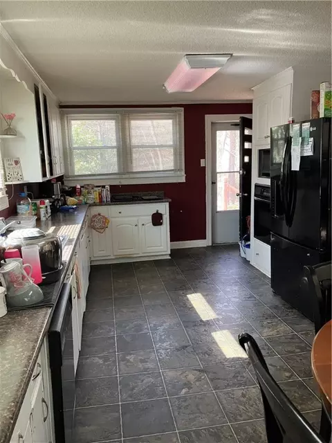 208 S 2nd St, Easley, SC 29640 photo 4