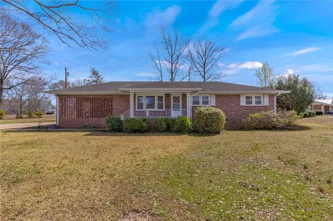 212 W Corning St, Anderson, SC 29624