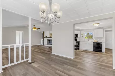 832 N Old Pendleton Rd, Liberty, SC 29657 photo 11