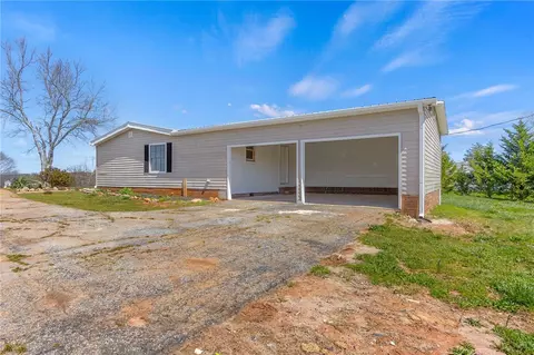 832 N Old Pendleton Rd, Liberty, SC 29657 photo 31