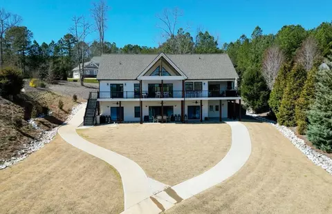 359 Stardust Ln, Seneca, SC 29672 photo 2