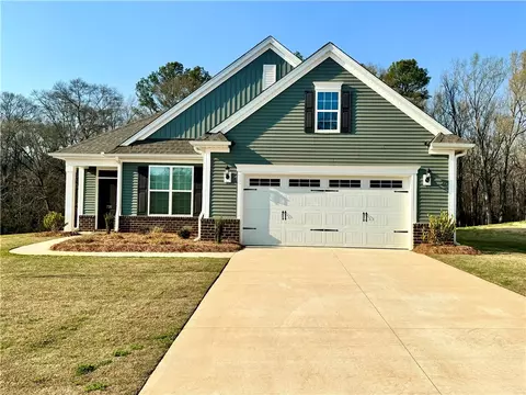 736 Oak Hill Ln, Belton, SC 29627