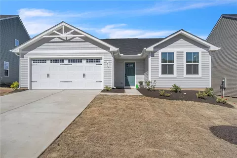 290 Utica Bend Ct, Seneca, SC 29678