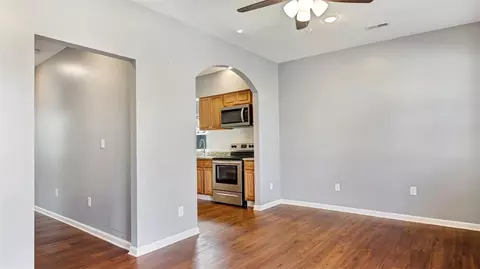 140 Spring St, Greer, SC 29650 photo 9