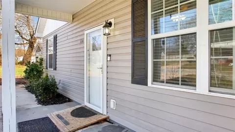 140 Spring St, Greer, SC 29650 photo 4