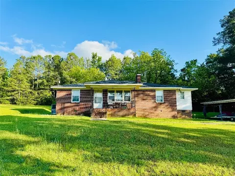 105 Russell Lake Blvd, Calhoun Falls, SC 29628