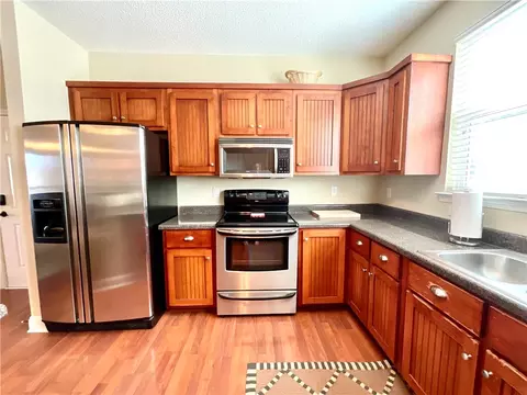 121 Kings Pointe Pointe #121, Seneca, SC 29678 photo 8