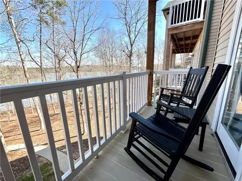 121 Kings Pointe Pointe #121, Seneca, SC 29678 photo 5