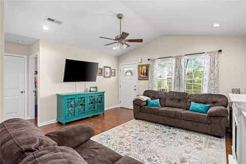 208 S Spring St, Walhalla, SC 29691 photo 7