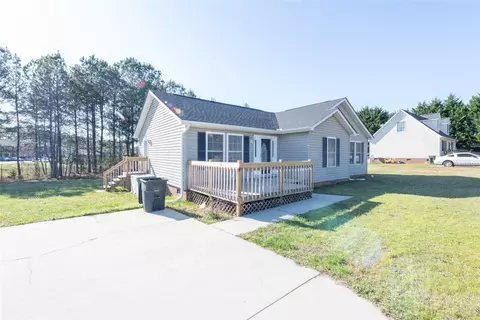 7 Saluda St, Honea Path, SC 29654 photo 2