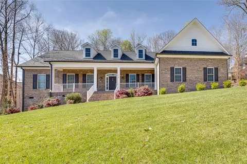 158 Upper Lake Dr, Easley, SC 29640