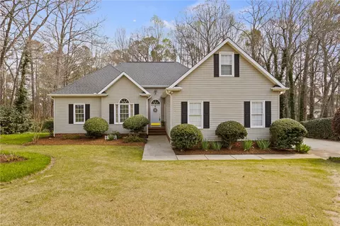 348 Camperdown Ct, Easley, SC 29642