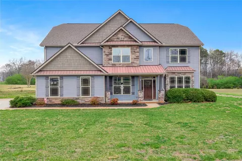 110 Clardy Rd, Pelzer, SC 29669