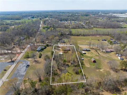 104 Colonial Dr, Pelzer, SC 29669 photo 37