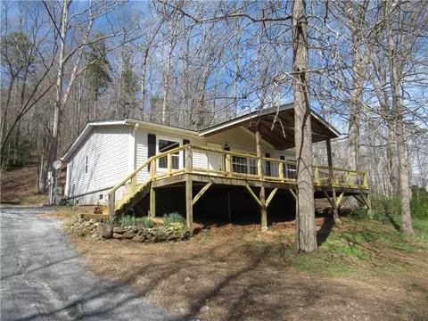 208 Connelly Rd, Pickens, SC 29671 photo 3
