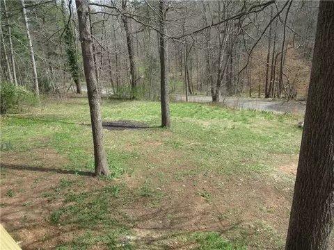 208 Connelly Rd, Pickens, SC 29671 photo 11