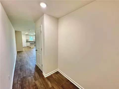 225 Samuel St, Pendleton, SC 29670 photo 3