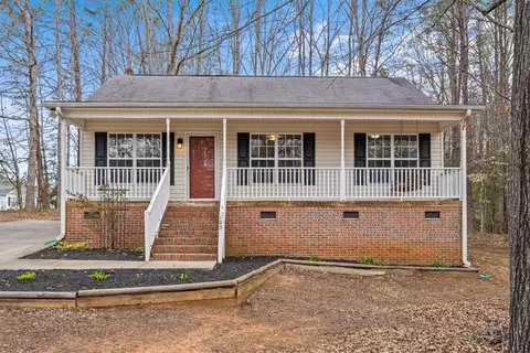 103 Logan Ln, Easley, SC 29640