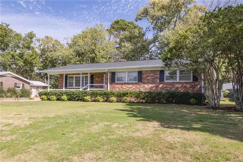 2004 Brookview Dr, Anderson, SC 29621