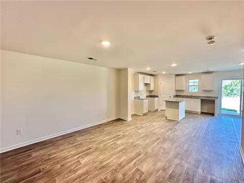 233 Samuel St, Pendleton, SC 29670 photo 9