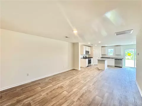 237 Samuel St, Pendleton, SC 29670 photo 9