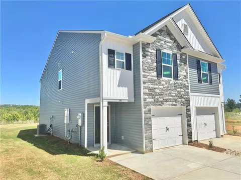 241 Samuel St, Pendleton, SC 29670 photo 2