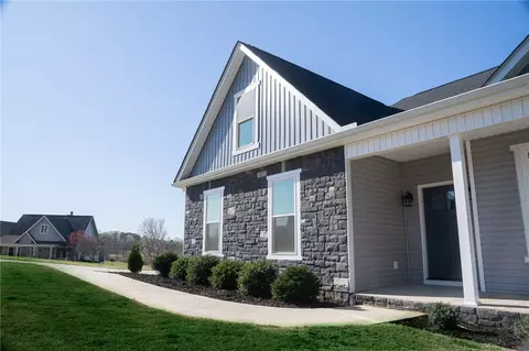 1708 Troon Ln, Walhalla, SC 29691 photo 5