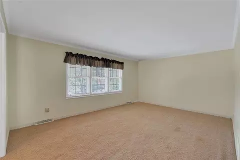 604 Roosevelt Dr, Easley, SC 29642 photo 11