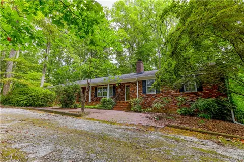 604 Roosevelt Dr, Easley, SC 29642