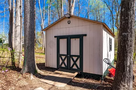 604 Roosevelt Dr, Easley, SC 29642 photo 26