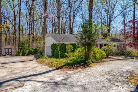 604 Roosevelt Dr, Easley, SC 29642 photo 2